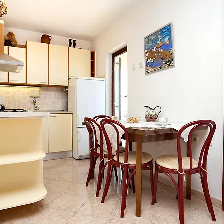 2743b Apartment Gornji Dolac
